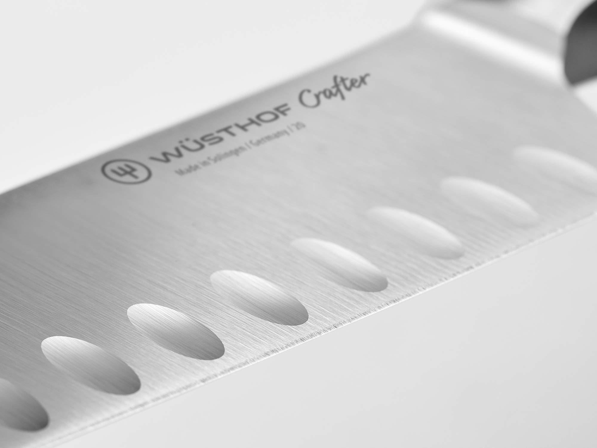 w-sthof-crafter-santoku-17-cm-couteau-japonais-forg-solingen-manche-en-ch-ne-fum image 3
